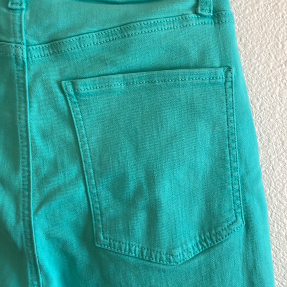 7 For All Mankind Ultra High Rise Skinny Boot - Picture 6 of 16